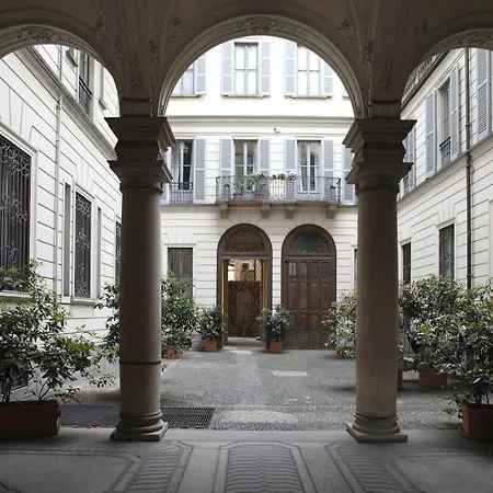 B&B Bonaparte Suites-3